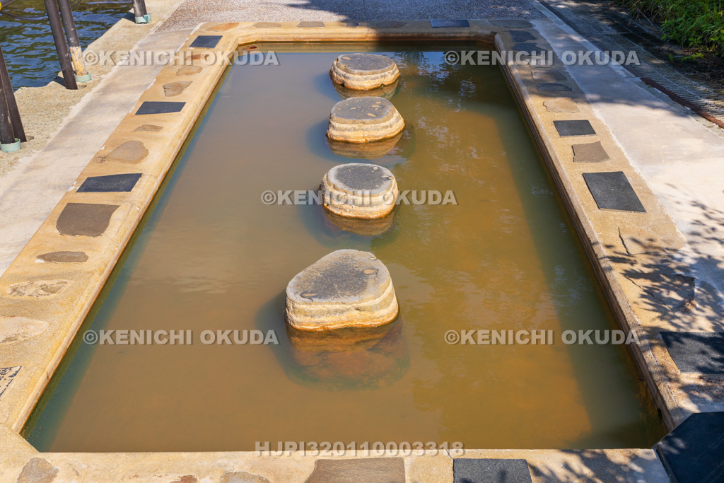 山形県　肘折温泉　肘折ダム　初恋足湯