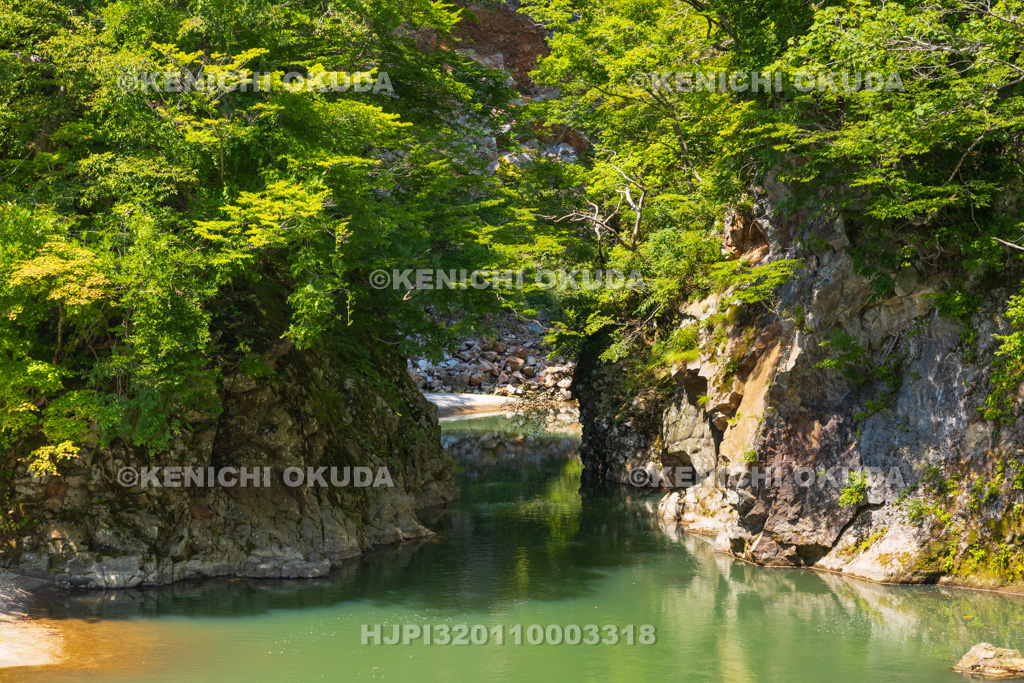 山形県　肘折温泉　小松淵
