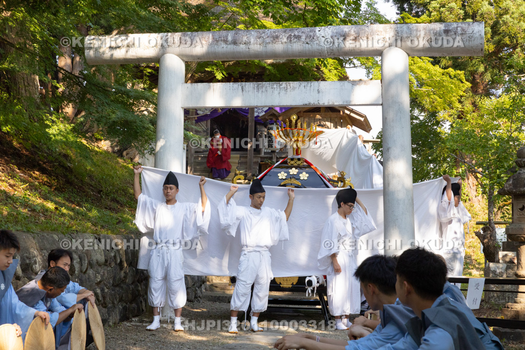 山形県 新庄まつり(本まつり) 天満宮例大祭 御霊遷しの儀