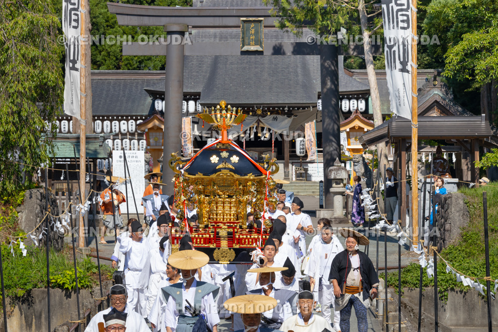 山形県　新庄まつり（本まつり）　神輿渡御行列　神輿