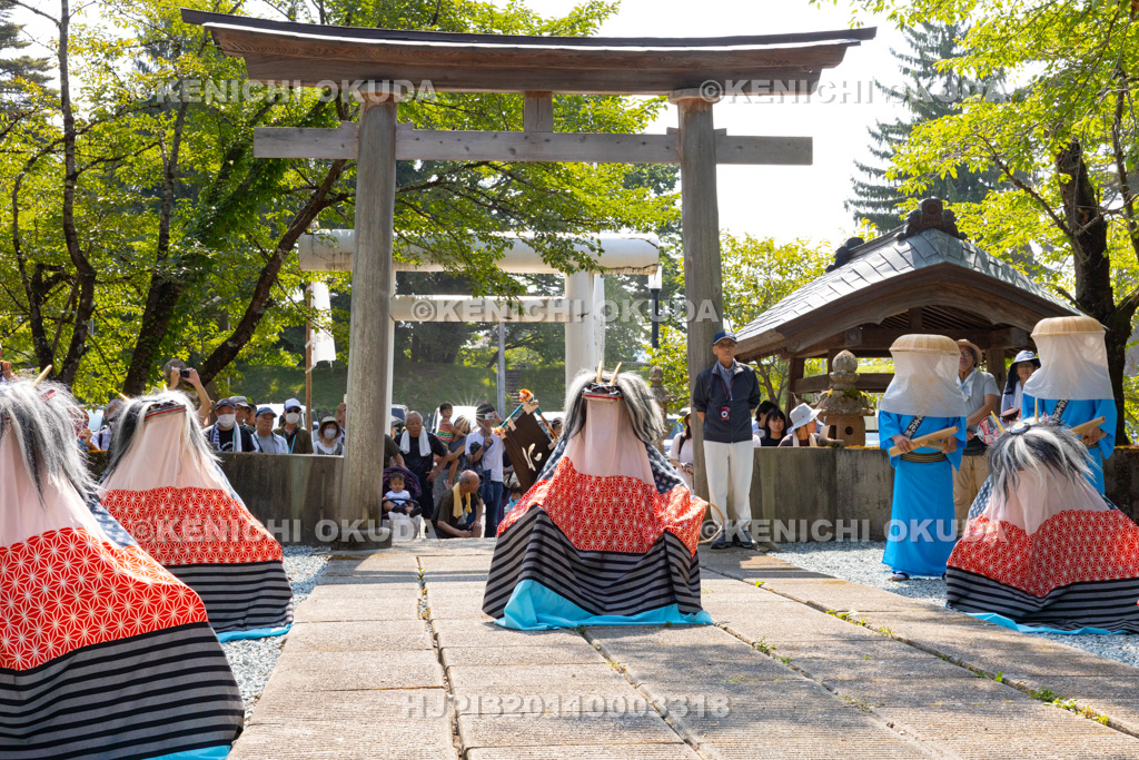 山形県　新庄まつり（後まつり）　護国神社　仁田山鹿子踊
