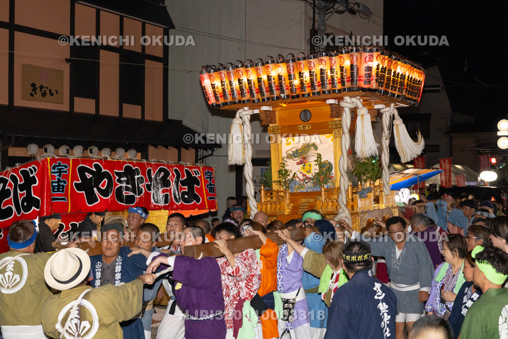山形県　おばなざわ花笠まつり　神輿渡御（友愛会）