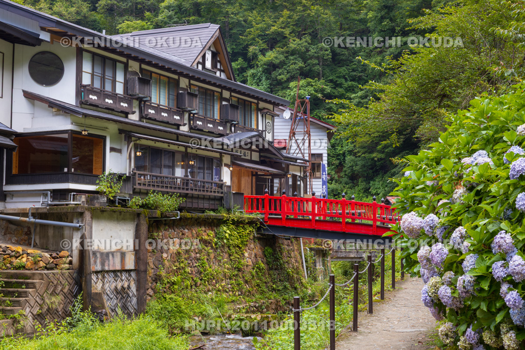 山形県 銀山温泉 別邸瀧見舘付近