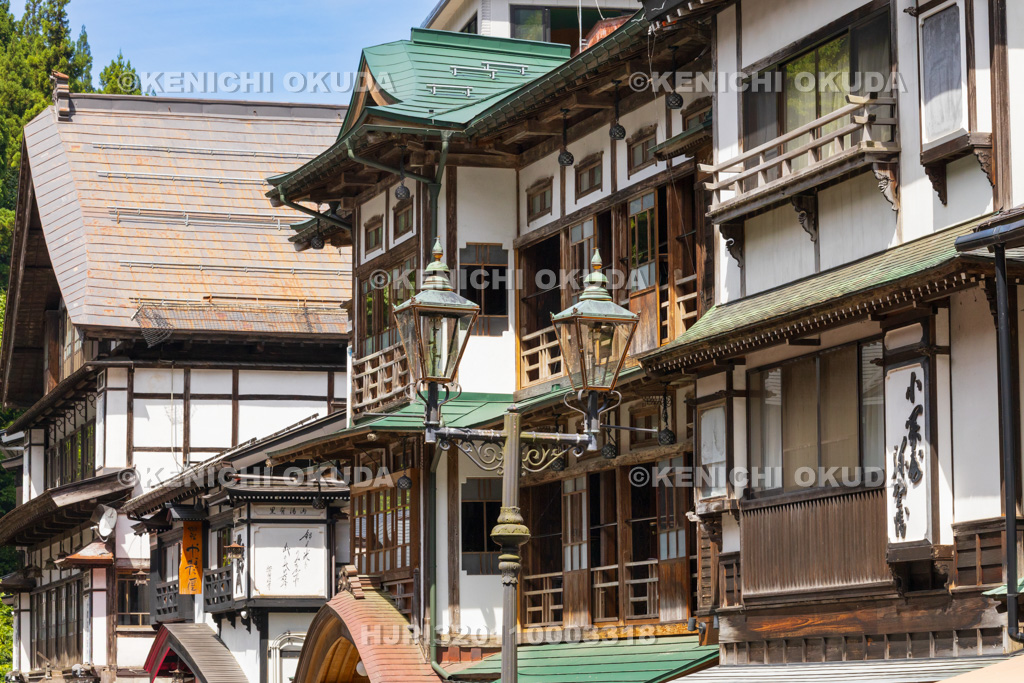 山形県 銀山温泉 温泉街