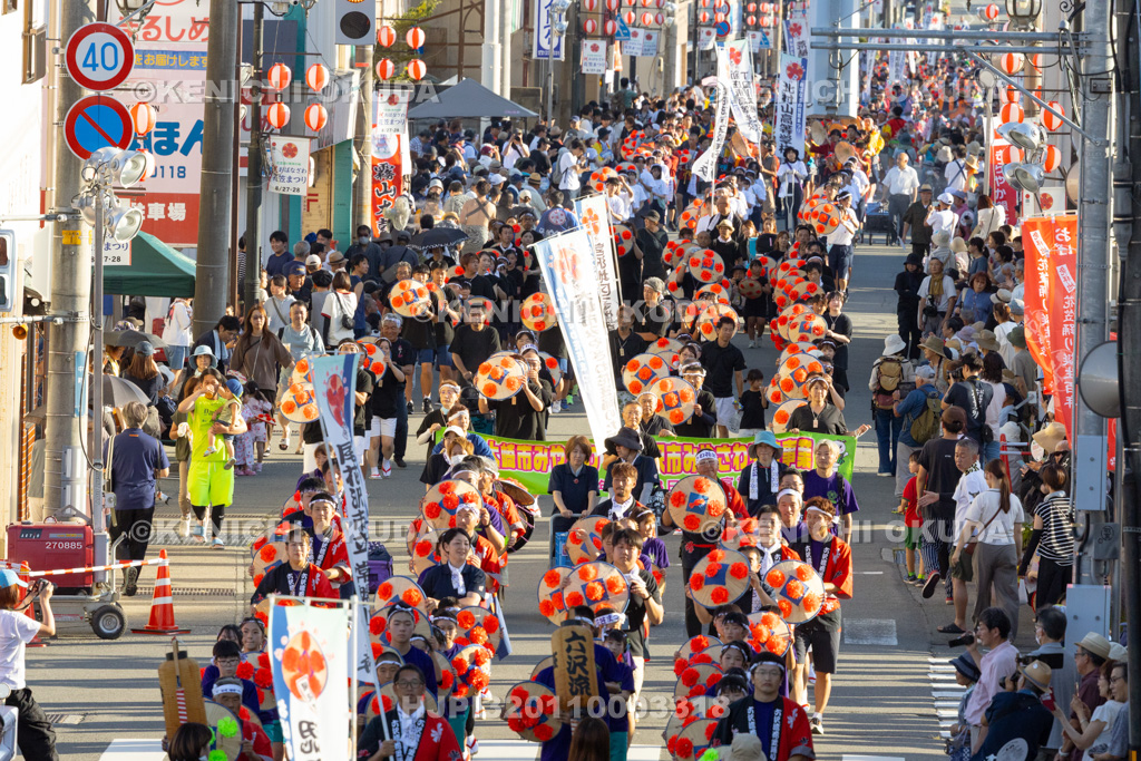 山形県　おばなざわ花笠まつり　花笠踊り大パレード