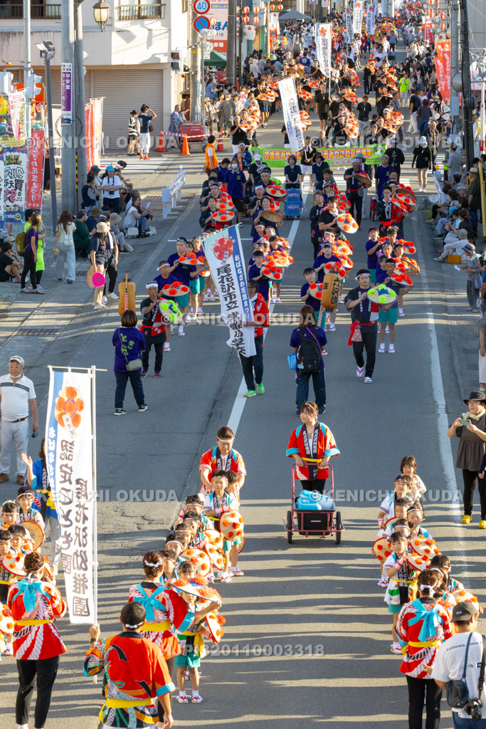 山形県　おばなざわ花笠まつり　花笠踊り大パレード