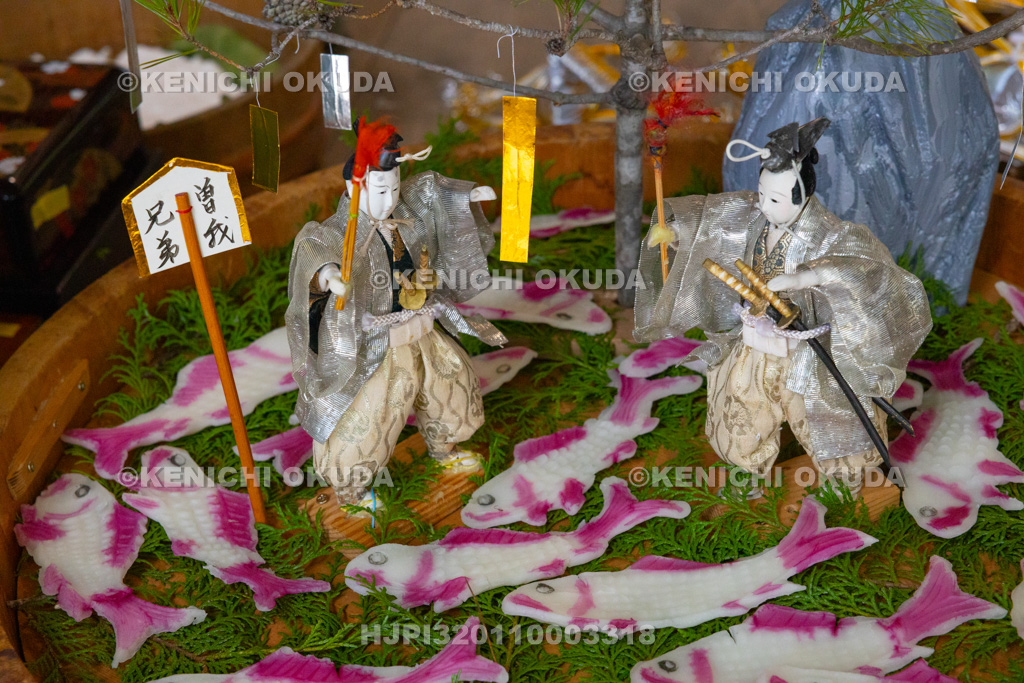 滋賀県 芋競べ祭り 東谷の神饌(かわせの半切)