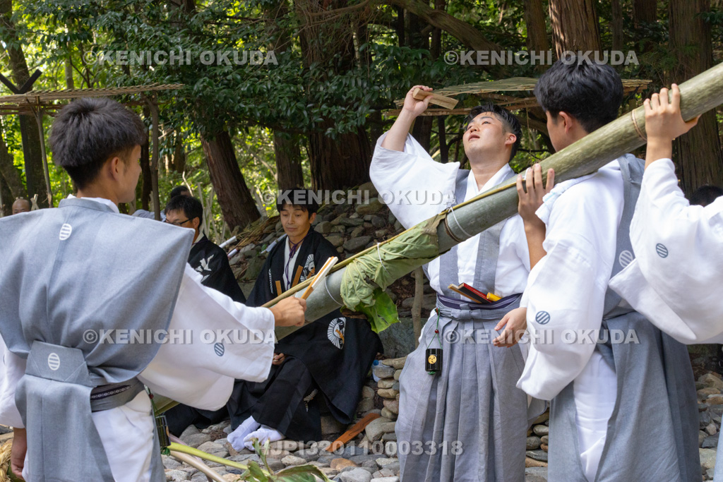 滋賀県 芋競べ祭り 芋打ち
