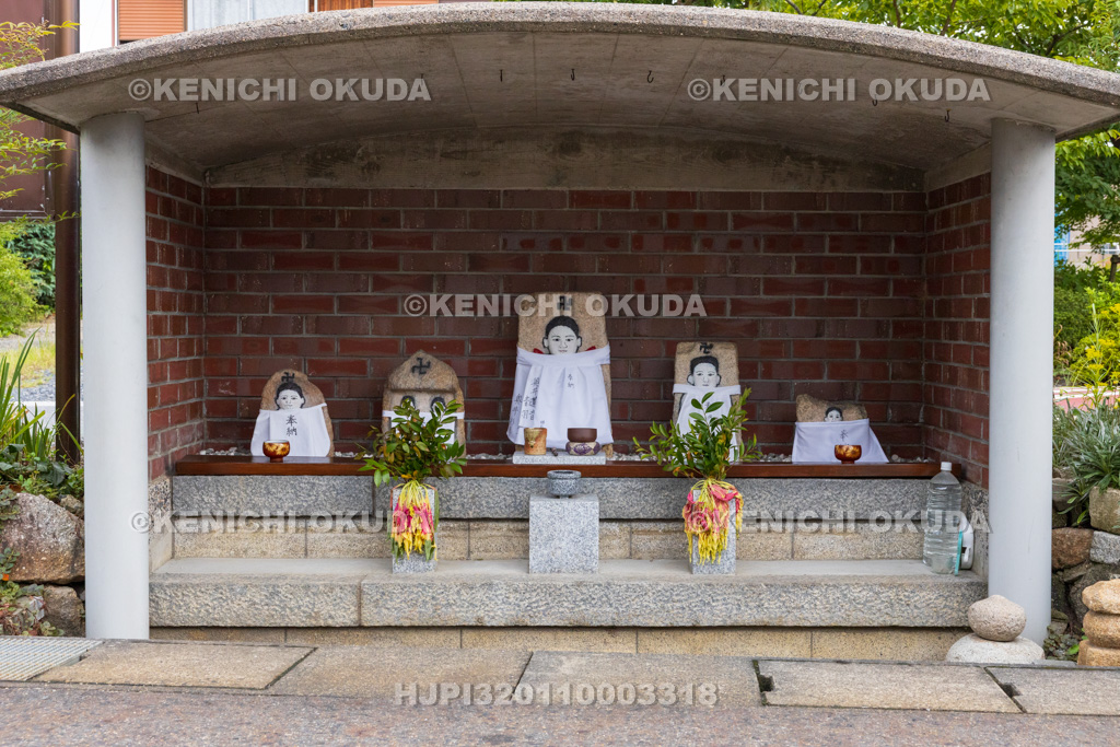 滋賀県　野路　子守地蔵
