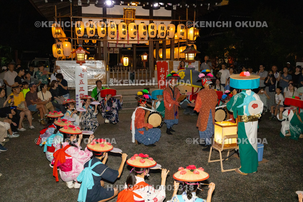 滋賀県 伊砂砂神社 燈明祭 渋川の花踊り