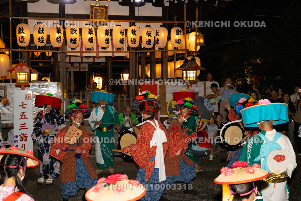 滋賀県 伊砂砂神社 燈明祭 渋川の花踊り