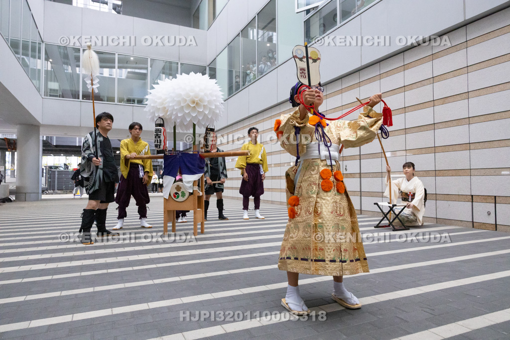 長崎県　長崎くんち　庭先回り　櫓太鼓（西古川町）