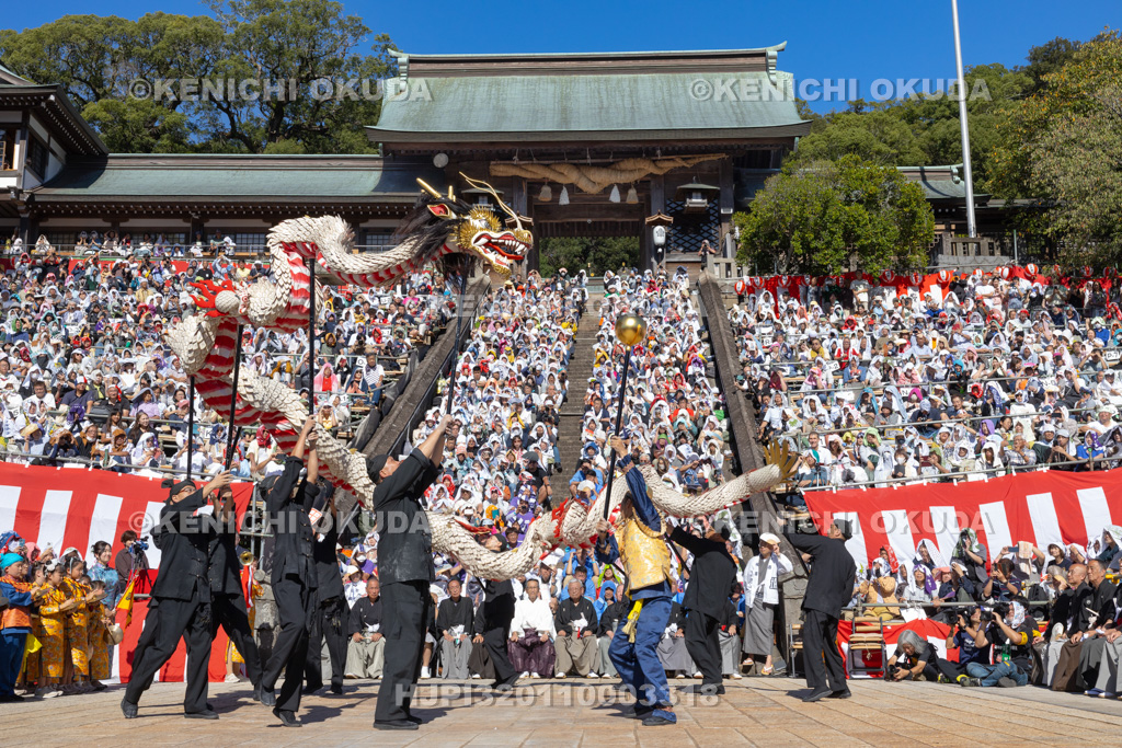 長崎県　長崎くんち　龍踊（諏訪町）