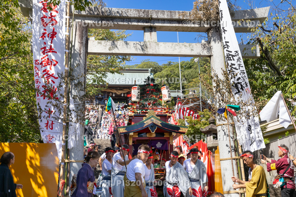 長崎県　長崎くんち　曳壇尻（新大工町）