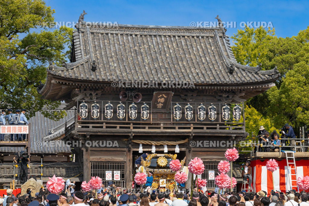 兵庫県 灘のけんか祭り(宵宮) 屋台楼門入り 東山