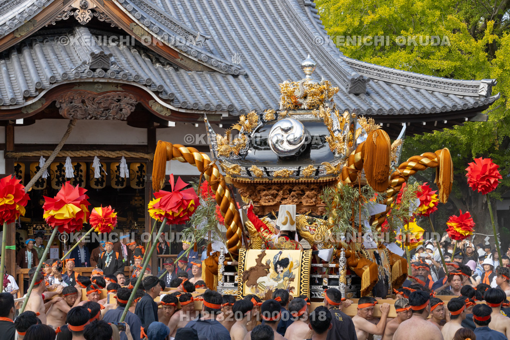 兵庫県 灘のけんか祭り(宵宮) 拝殿前練り上げ 八家