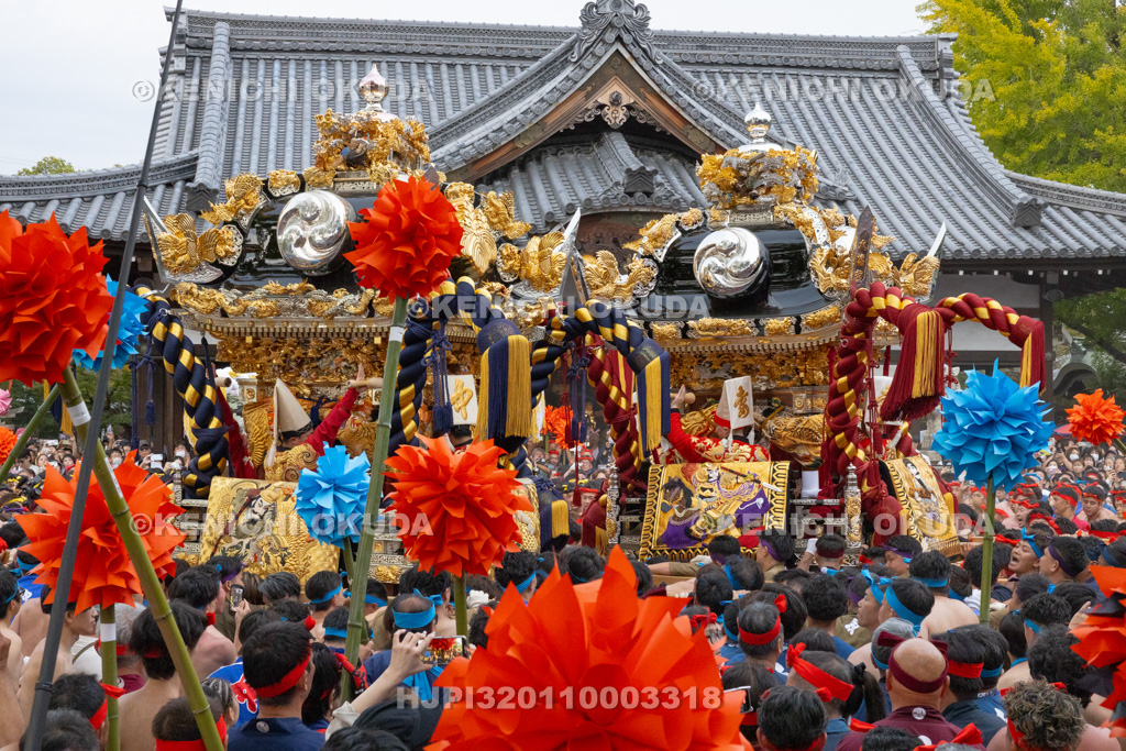 兵庫県 灘のけんか祭り(宵宮) 拝殿前練り合わせ 妻鹿・宇佐崎・中村