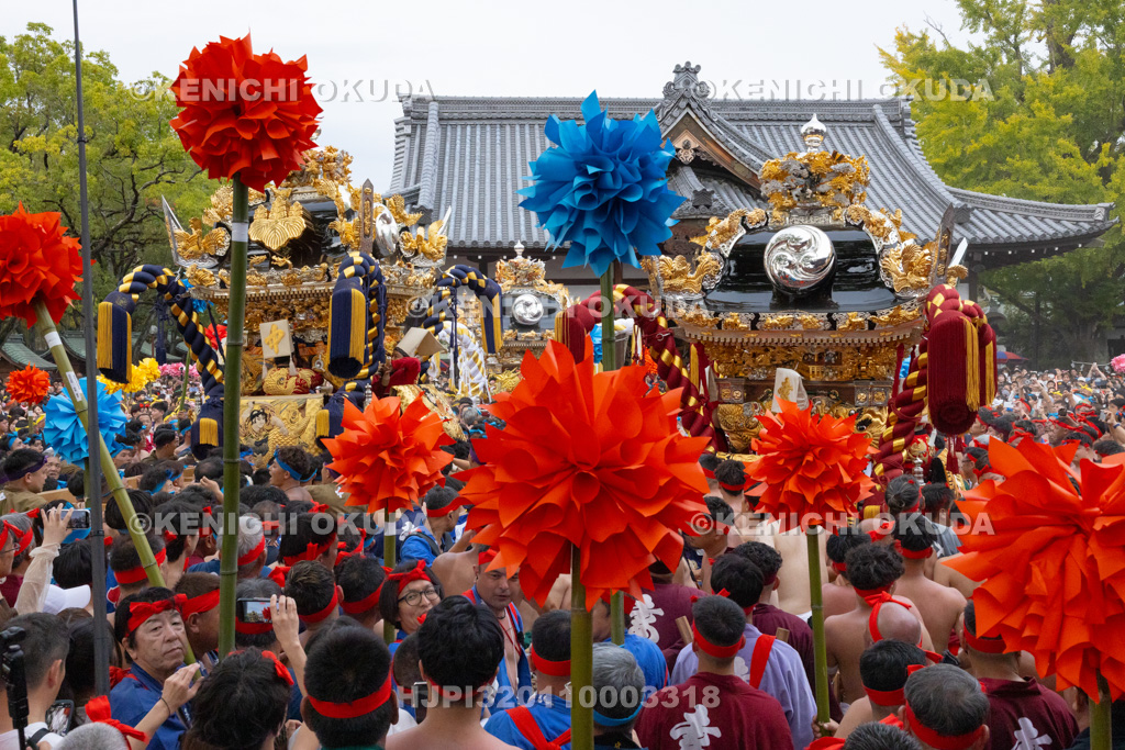兵庫県 灘のけんか祭り(宵宮) 拝殿前練り合わせ 妻鹿・宇佐崎・中村