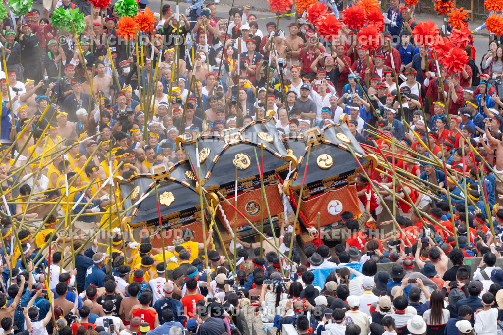 兵庫県 灘のけんか祭り(本宮) 神輿練り合わせ