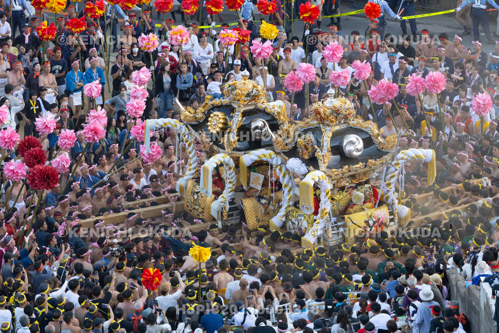 兵庫県 灘のけんか祭り(本宮) 屋台練り合わせ 宇佐崎・東山