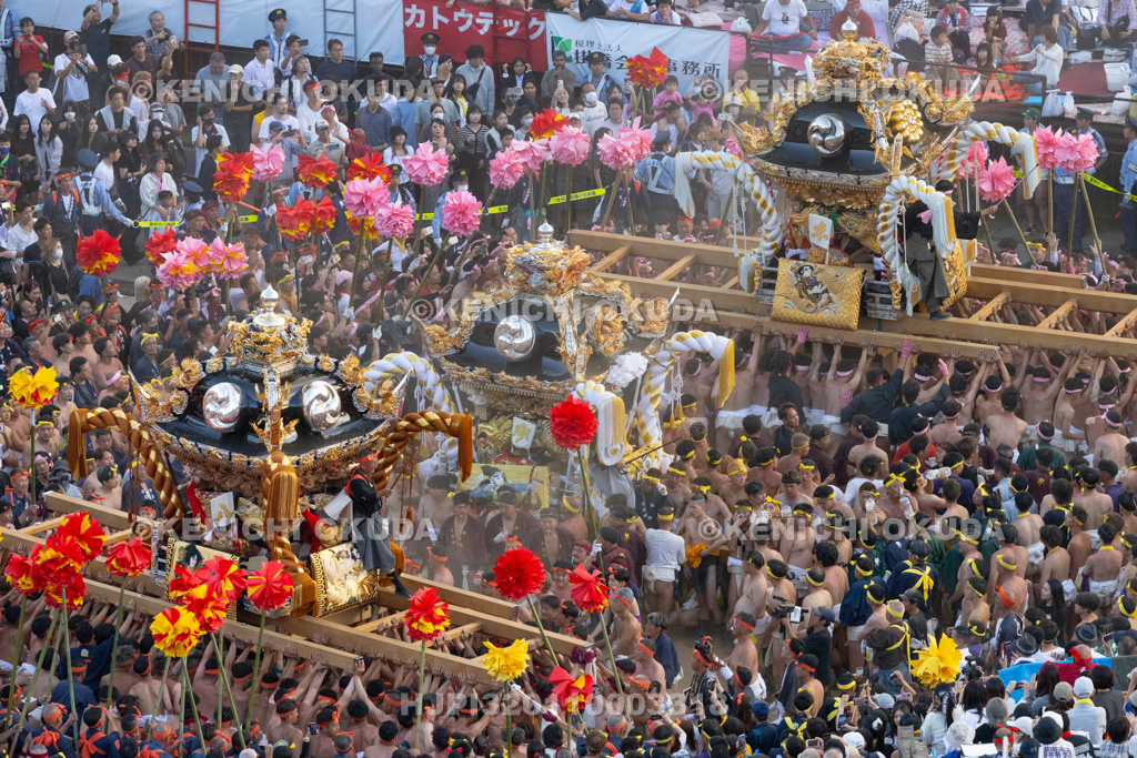 兵庫県 灘のけんか祭り(本宮) 屋台練り合わせ 宇佐崎・東山・八家
