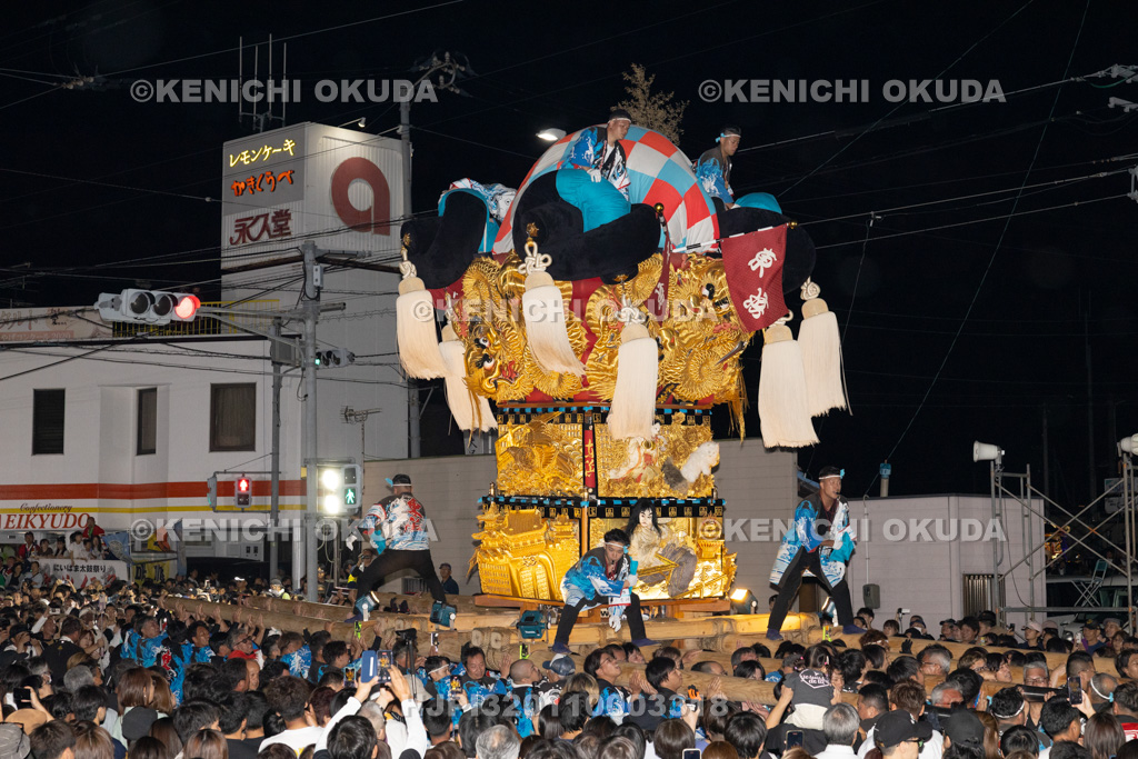 愛媛県 新居浜太鼓祭り 多喜浜駅前かきくらべ
