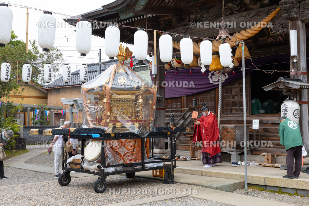 石川県 青柏祭 御霊遷しの儀(発輿)