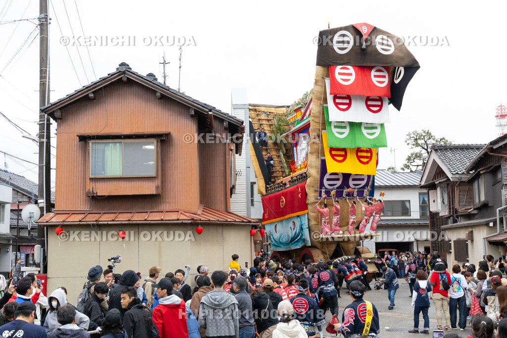石川県 青柏祭 でか山(魚町)運行 本山 辻廻し
