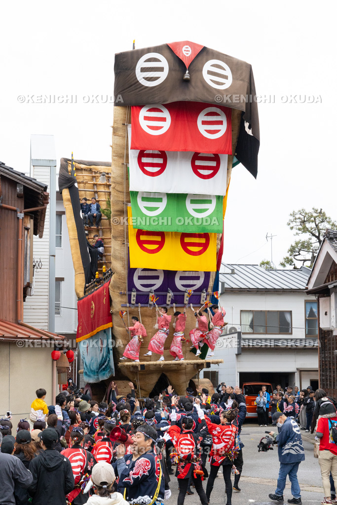 石川県 青柏祭 でか山(魚町)運行 本山 辻廻し