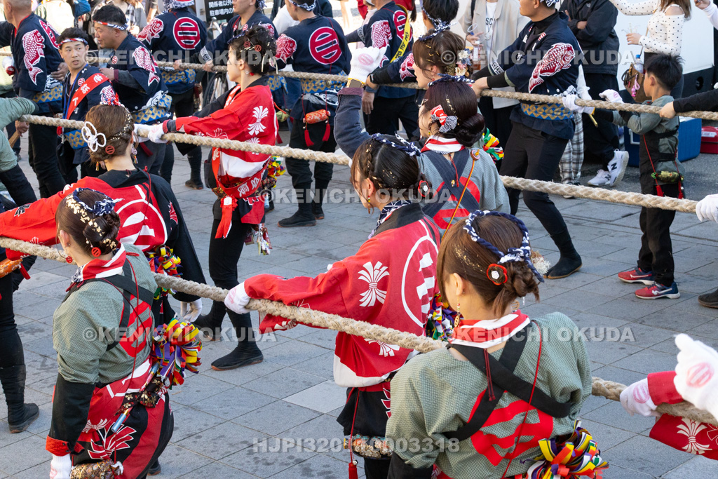 石川県 青柏祭 でか山(魚町)運行 曳き手
