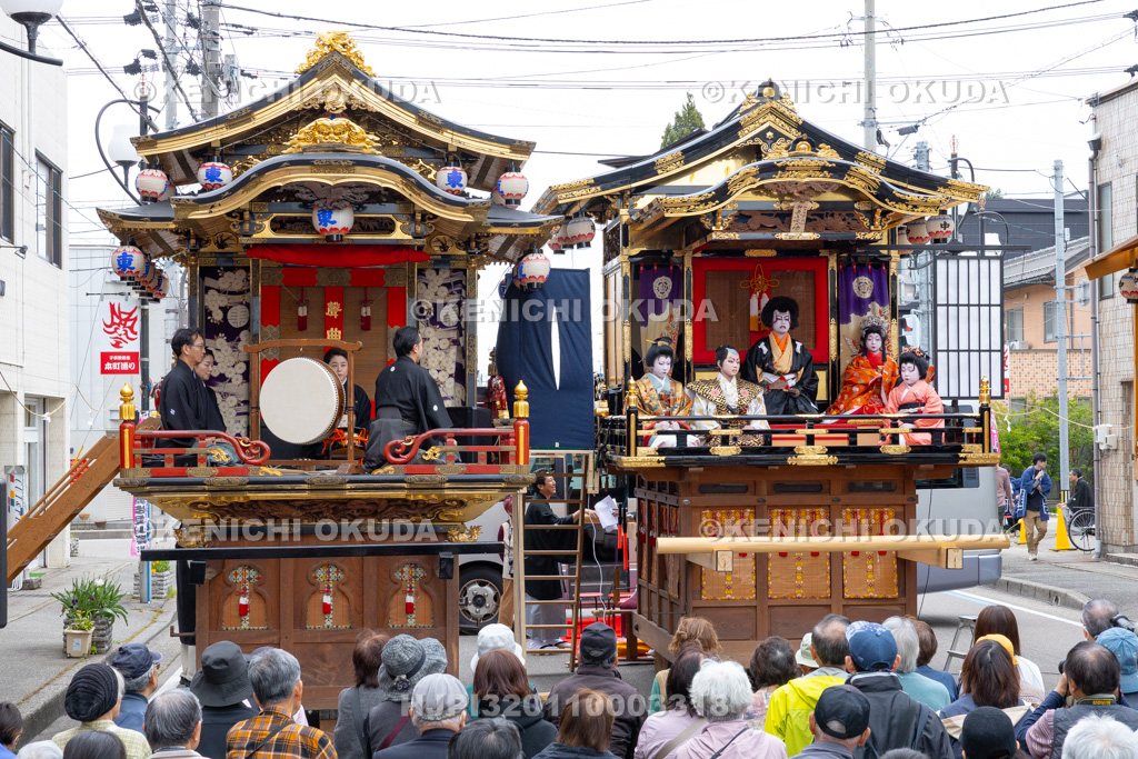 富山県　出町子供歌舞伎曳山祭　東町・吉江酒店前（二町揃い）　御所桜堀川夜討「弁慶上使の場」