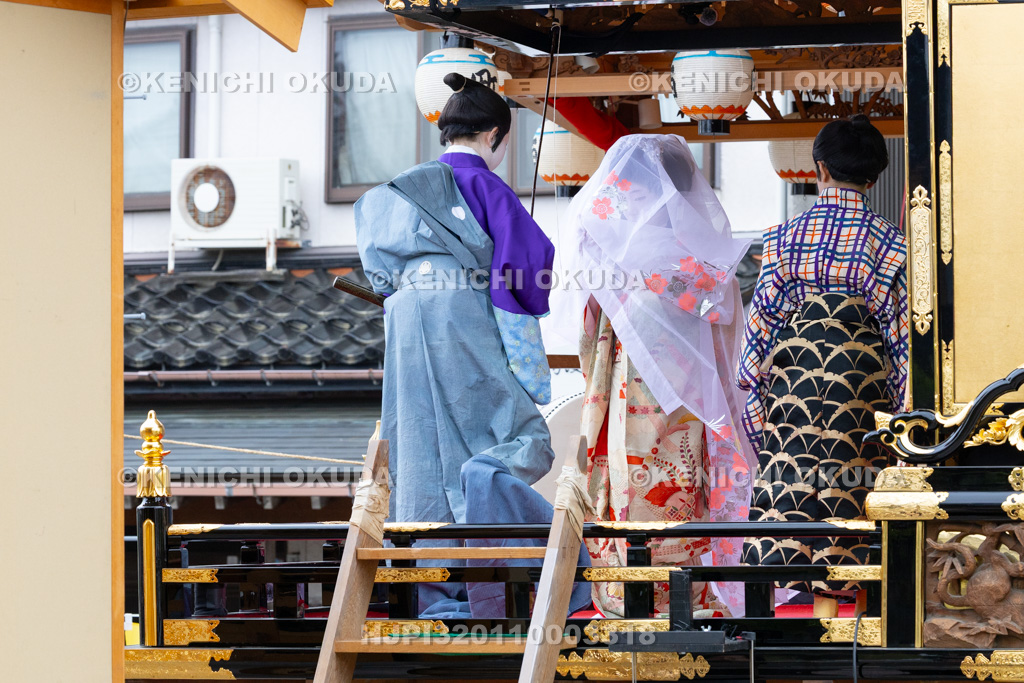 富山県 出町子供歌舞伎曳山祭 西町・島倉屋菓子舗前 戎詣恋釣針「釣女」
