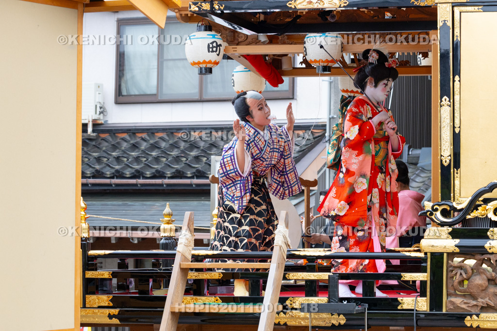 富山県　出町子供歌舞伎曳山祭　西町・島倉屋菓子舗前　戎詣恋釣針「釣女」