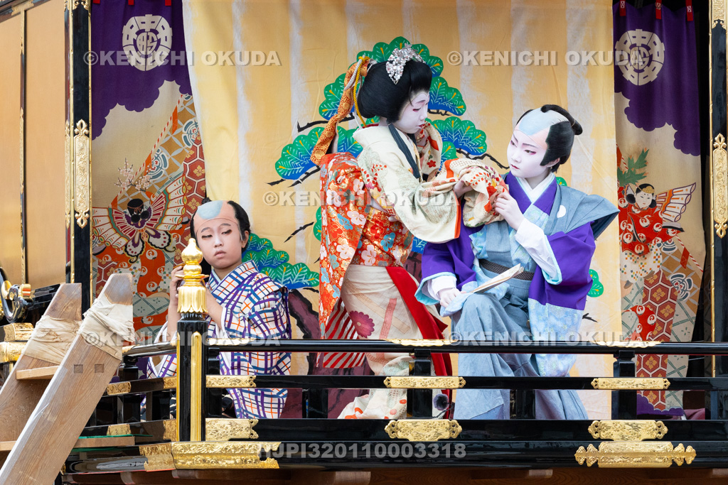 富山県　出町子供歌舞伎曳山祭　南町天満宮前　戎詣恋釣針「釣女」