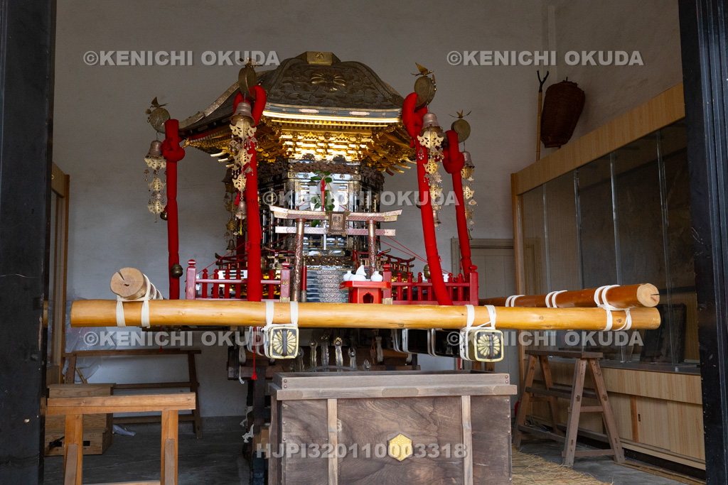 石川県 お旅まつり 本折日吉神社の神輿