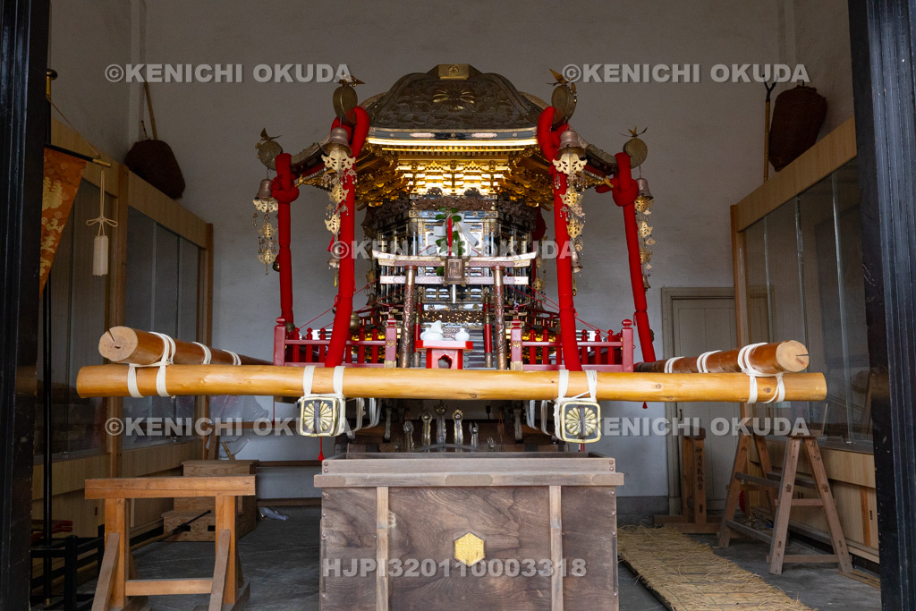 石川県 お旅まつり 本折日吉神社の神輿