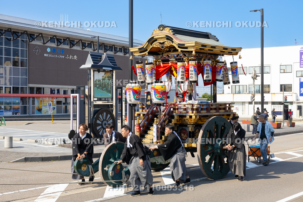 石川県 美川おかえり祭り 神幸祭 台車巡行(家方組)