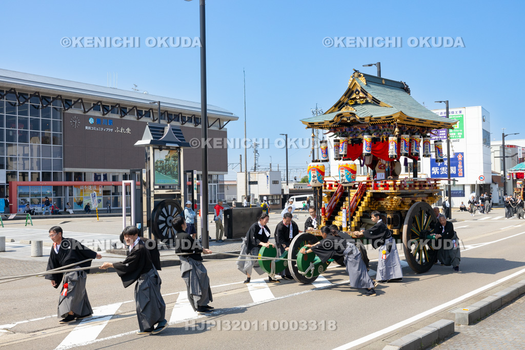 石川県 美川おかえり祭り 神幸祭 台車巡行(中町)