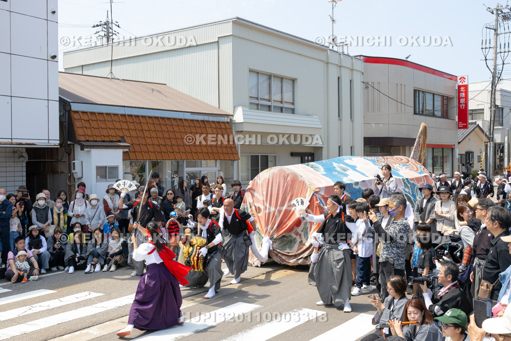 石川県 美川おかえり祭り 神幸祭 おかえり獅子