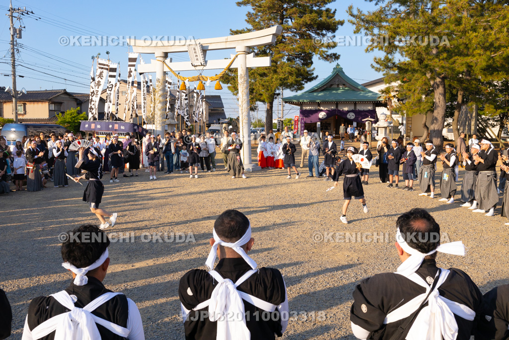 石川県 美川おかえり祭り 神幸祭 高浜御旅所(高浜宮殿) 旗手