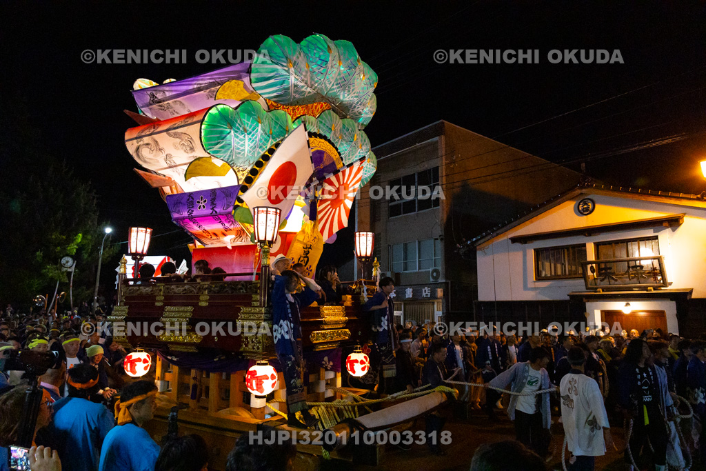富山県　岩瀬曳山車祭　曳山車（大町）