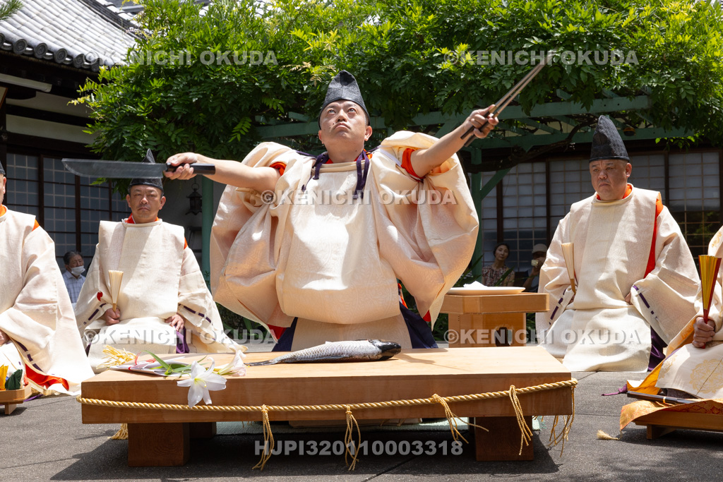 奈良県 漢國神社 鎮華・三枝祭(さいくさのまつり) 式庖丁儀式