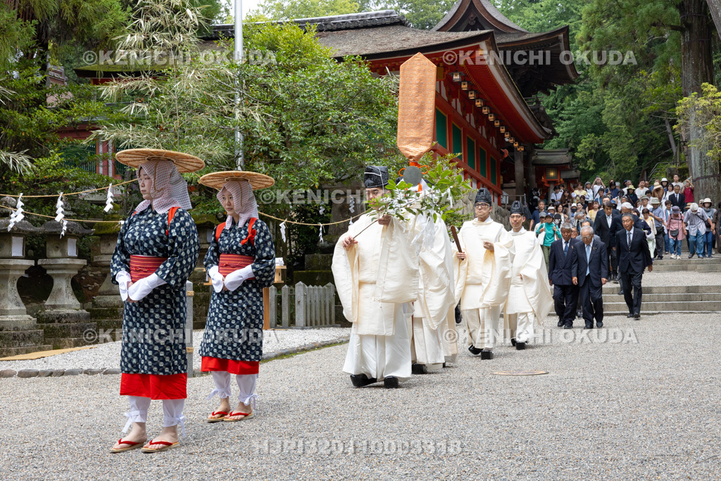 奈良県 石上神宮 神剣渡御祭