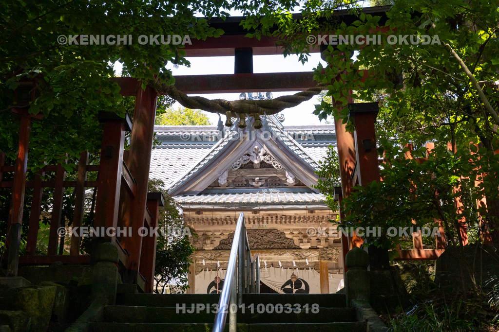 新潟県 西奈彌羽黒神社 拝殿