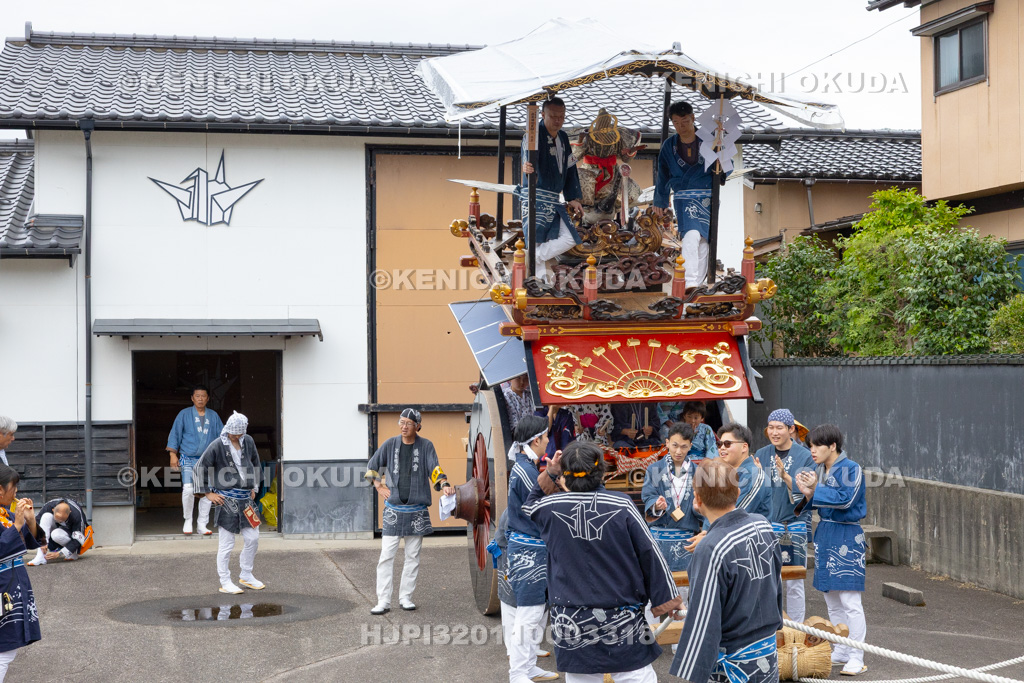 新潟県　村上大祭　宵祭り　おしゃぎり（三番・寺町）