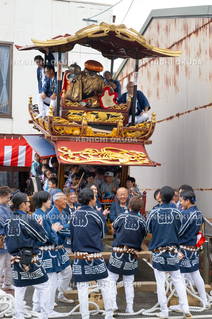 新潟県　村上大祭　宵祭り　おしゃぎり（五番・小町）