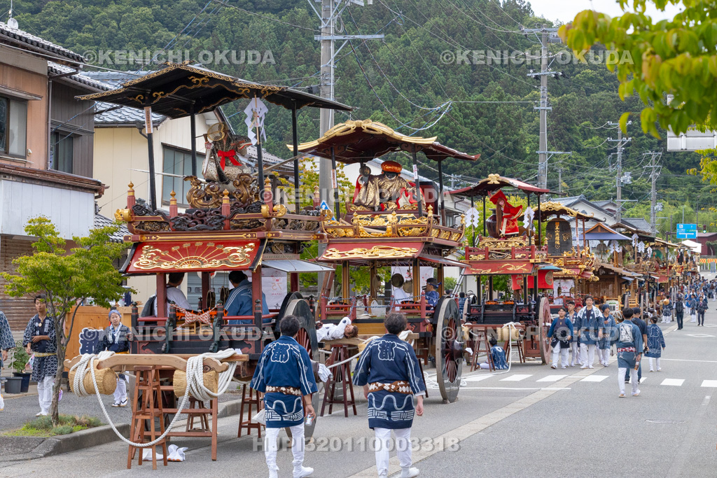 新潟県　村上大祭　本祭り　羽黒神社前曳き揃え