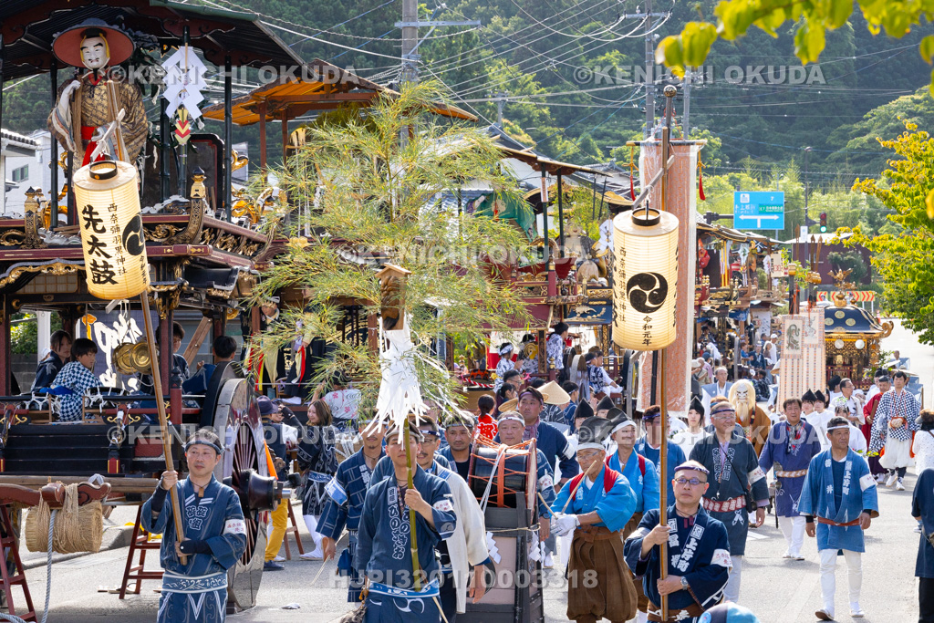 新潟県　村上大祭　本祭り　神輿渡御　先太鼓