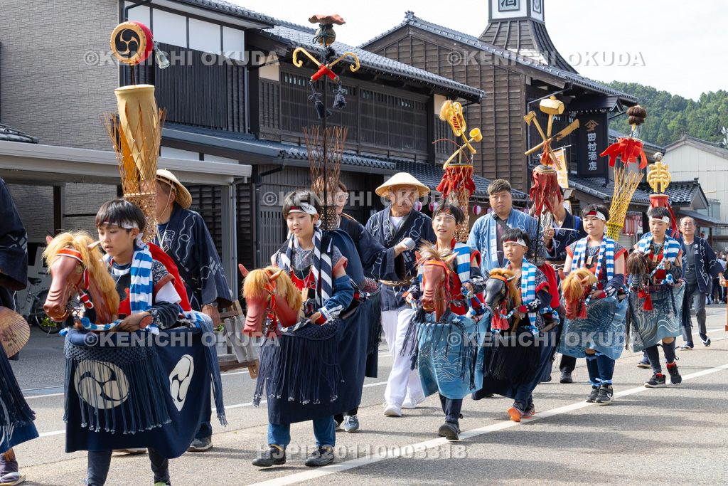 新潟県 村上大祭 本祭り 神輿渡御 荒馬