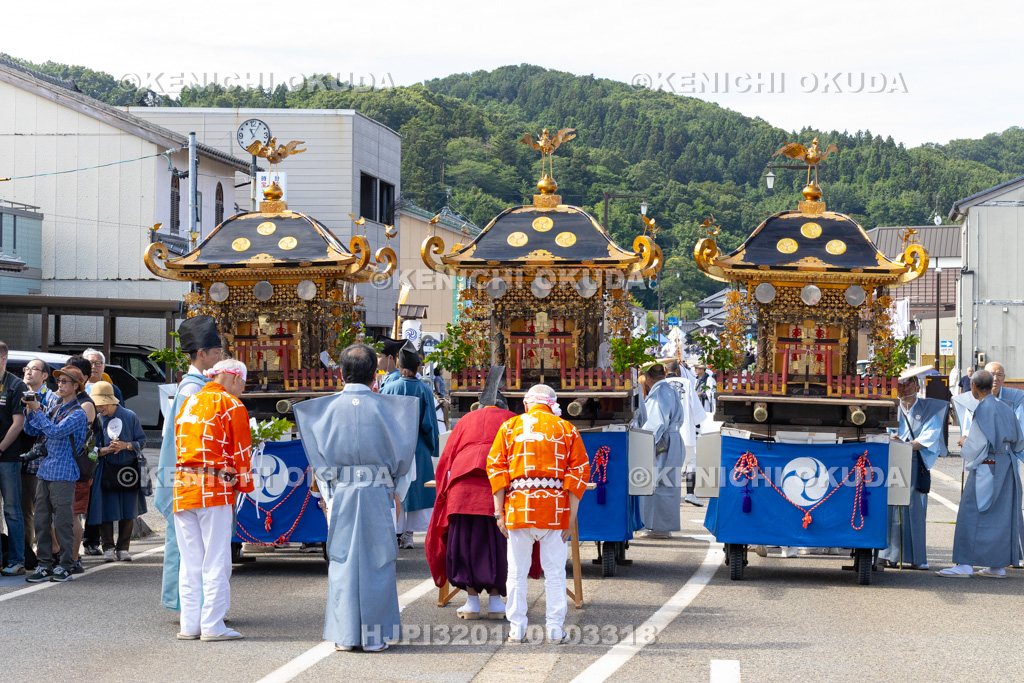 新潟県 村上大祭 本祭り お旅神事